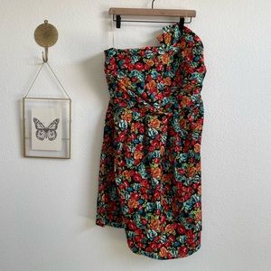 Torrid Rose print Pleated Bodice Strapless Dress - Size 24 - Never Worn